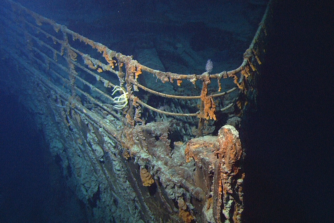 Un nuovo video svela dettagli inediti del relitto del Titanic