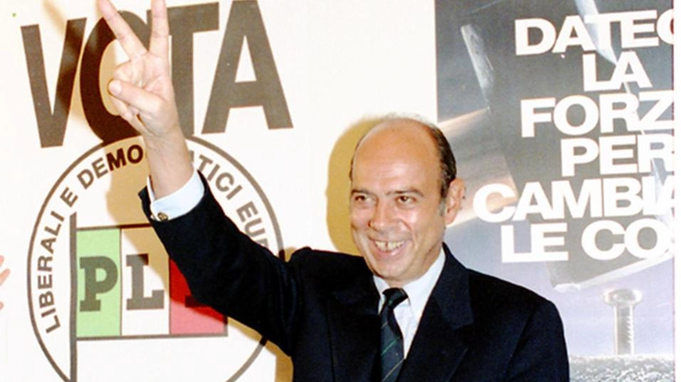 Renato Altissimo, ex segretario del Partito Liberale italiano  (Ansa)