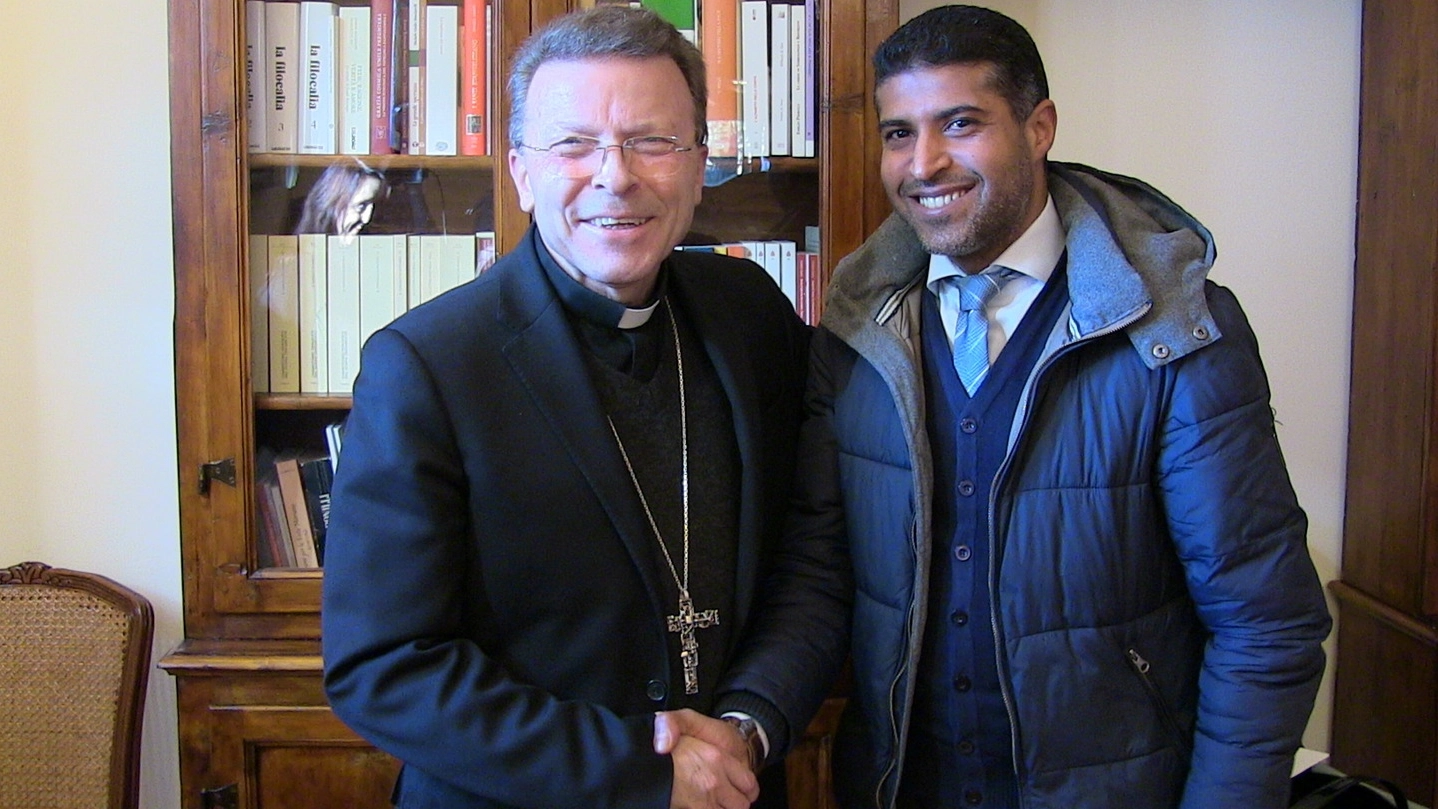 Il Vescovo di Fano Armando Trasarti e il presidente dei musulmani  di Pesaro-Urbino Hicham Rachdi