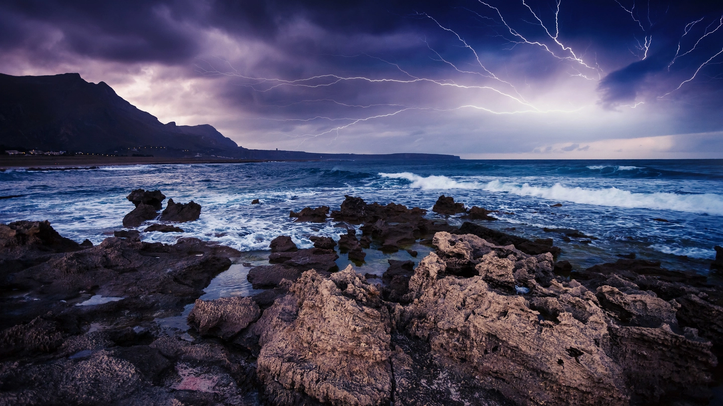 Previsioni meteo Italia, nuova ondata di maltempo in arrivo (foto iStock)