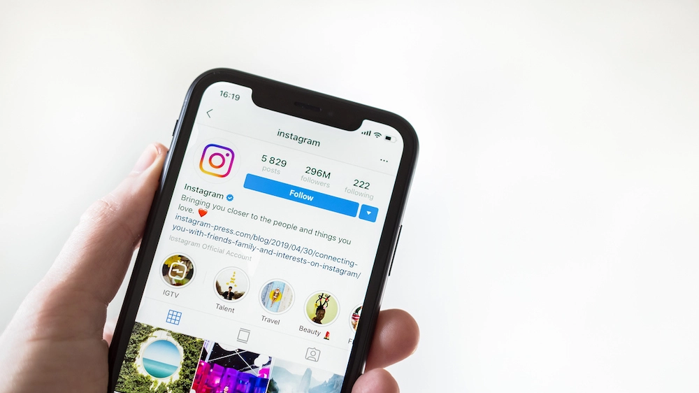L'app di Instagram su smartphone