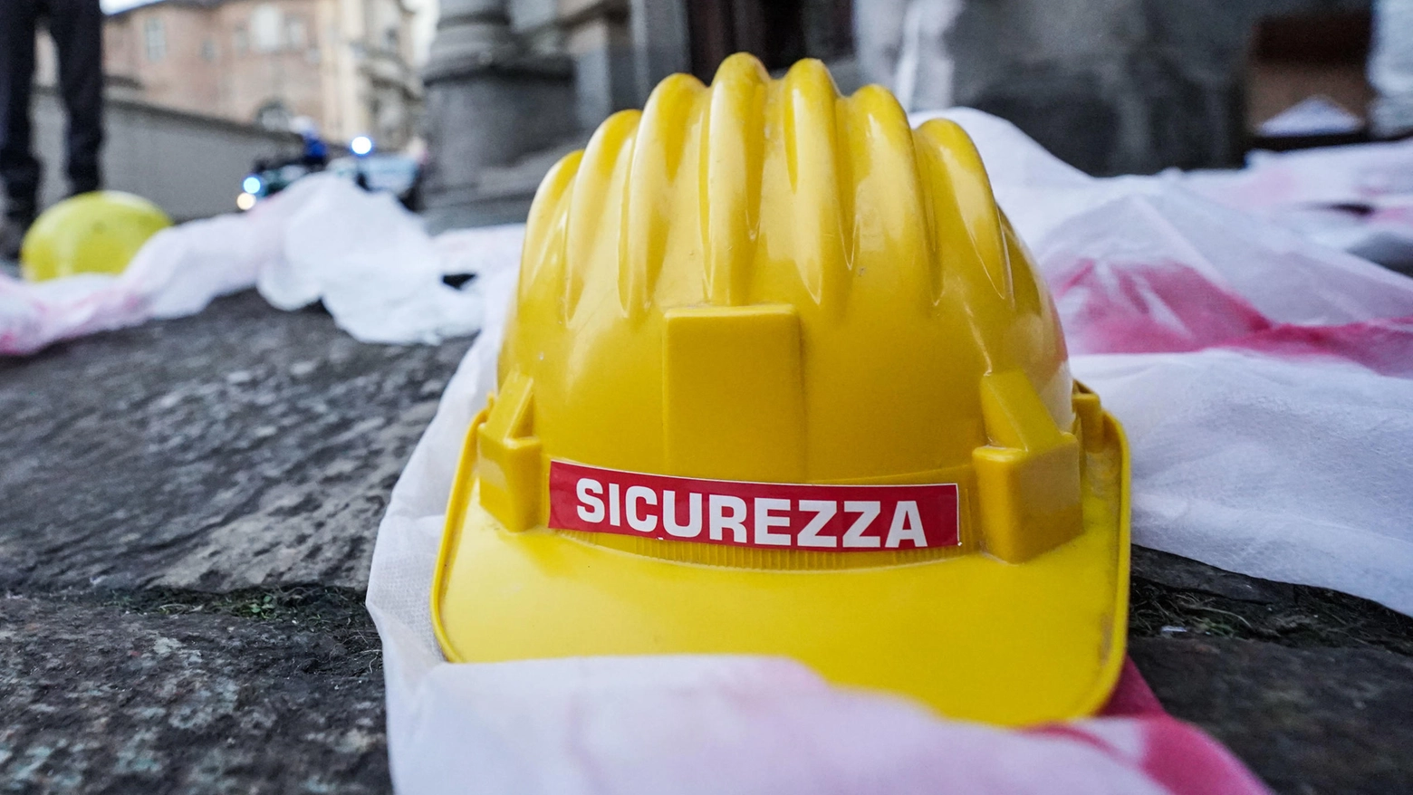 Infortuni sul lavoro, sette arresti per la morte di un operaio a Latina