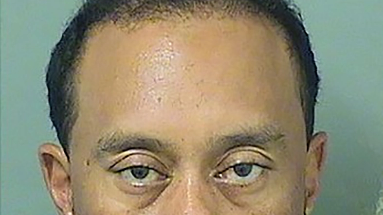 La foto segnaletica di Tiger Woods, arrestato in Florida (Afp)