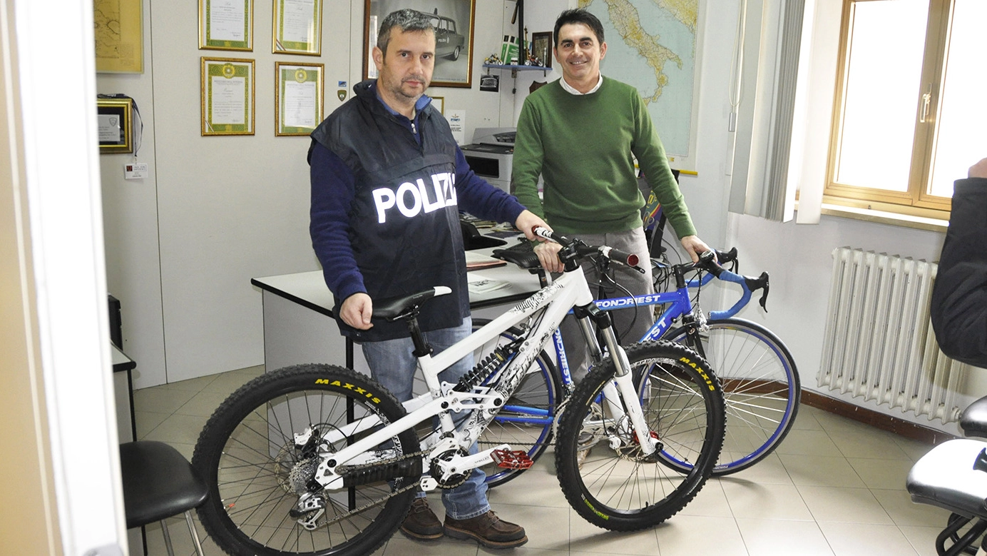 Le biciclette sequestrate dalla polizia postale