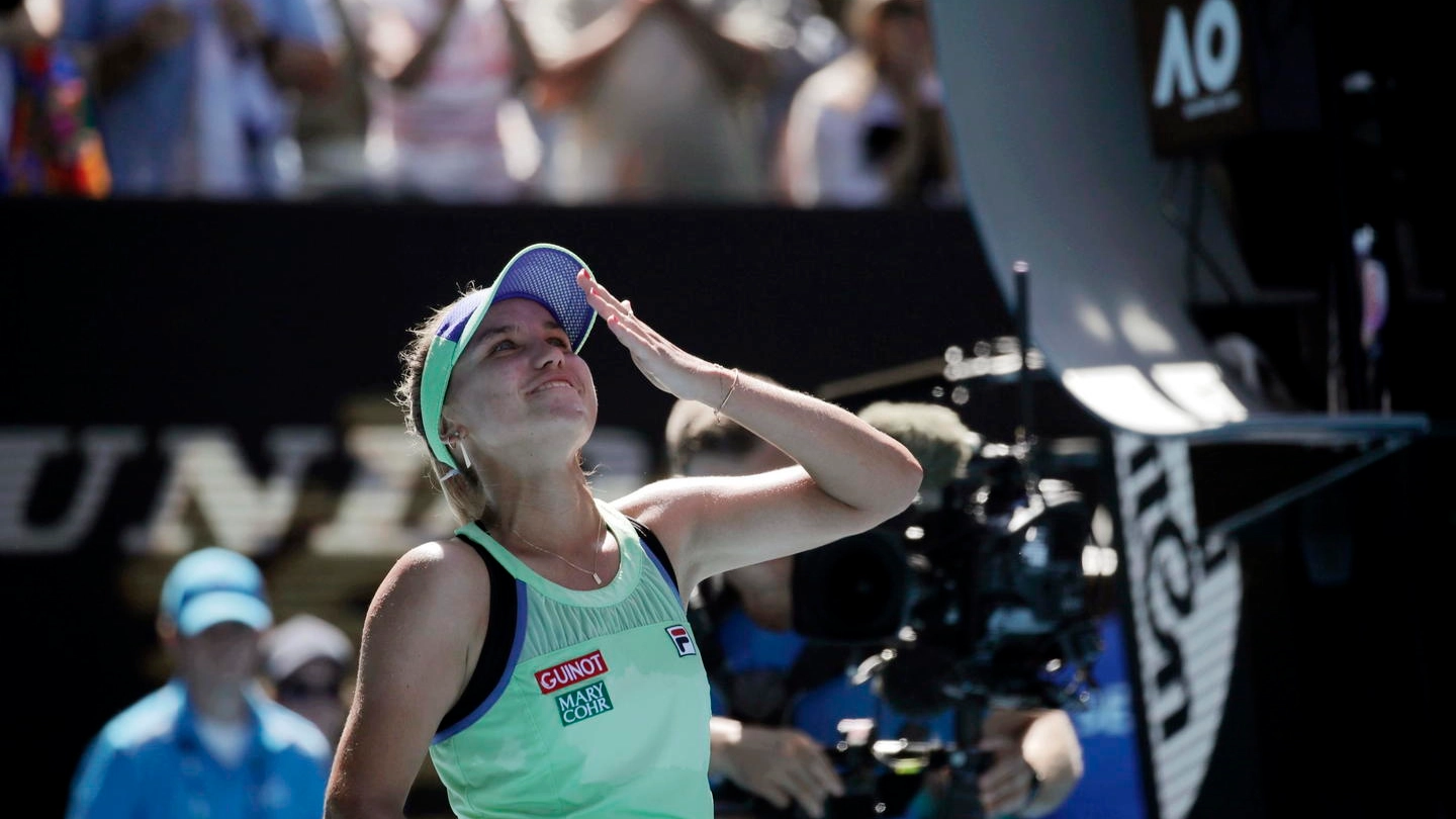 Sofia Kenin felice dopo la vittoria che la proietta in finale degli Australian Open (Ansa)