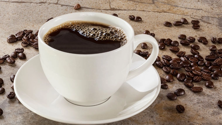Bere caffè non provoca problemi a chi soffre di aritmia - foto ScotStock / Alamy