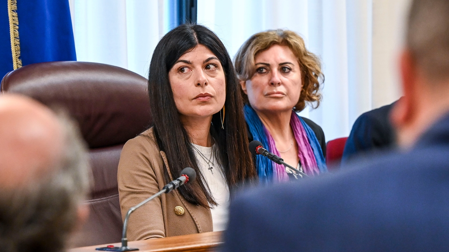 Chiara Colosimo, in primo piano, durante la sua elezione alla presidenza della Commissione Antimafia