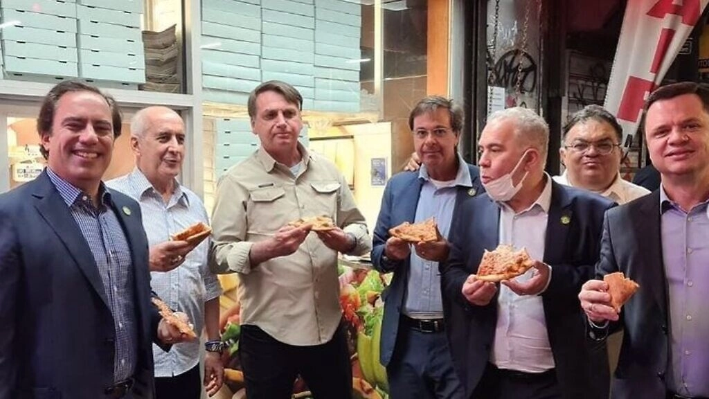 Bolsonaro Pizza