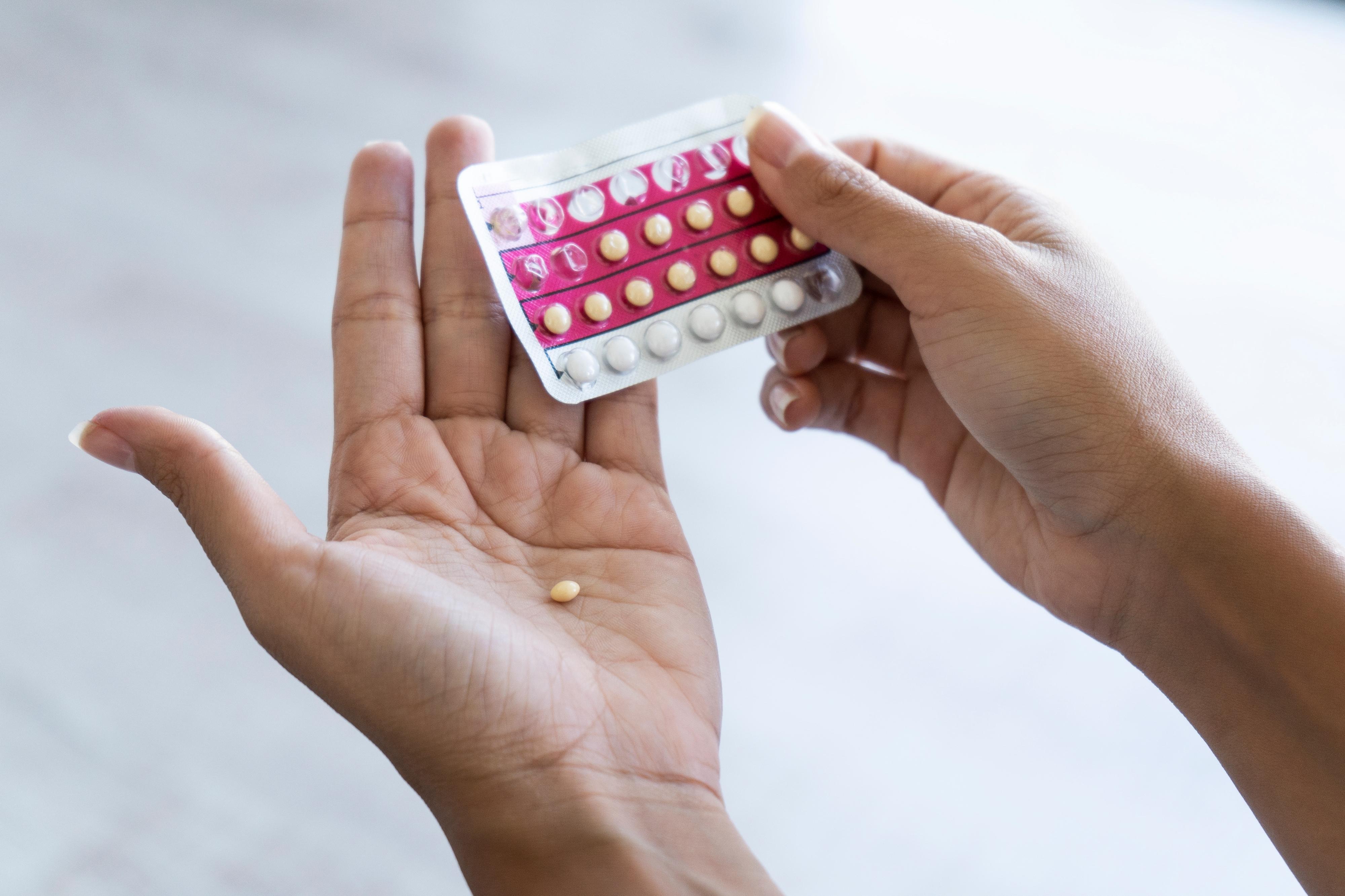 Italia: si apre il dibattito sulla gratuita della pillola anticoncezionale  – Euractiv Italia