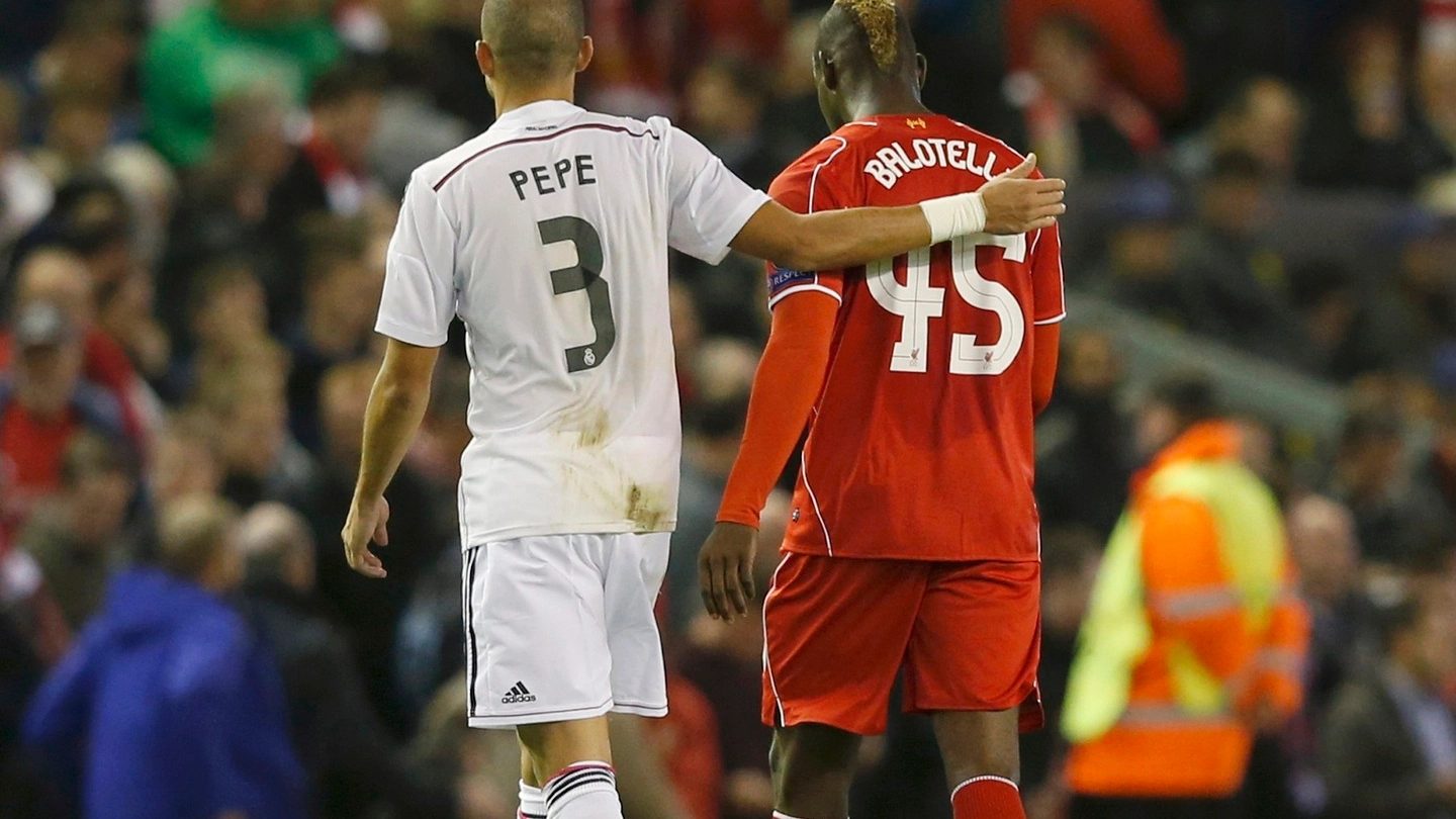 Balotelli e Pepe in Liverpool-Real (Reuters)