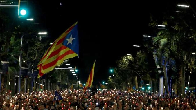 Catalogna: sondaggio, 68% per elezioni