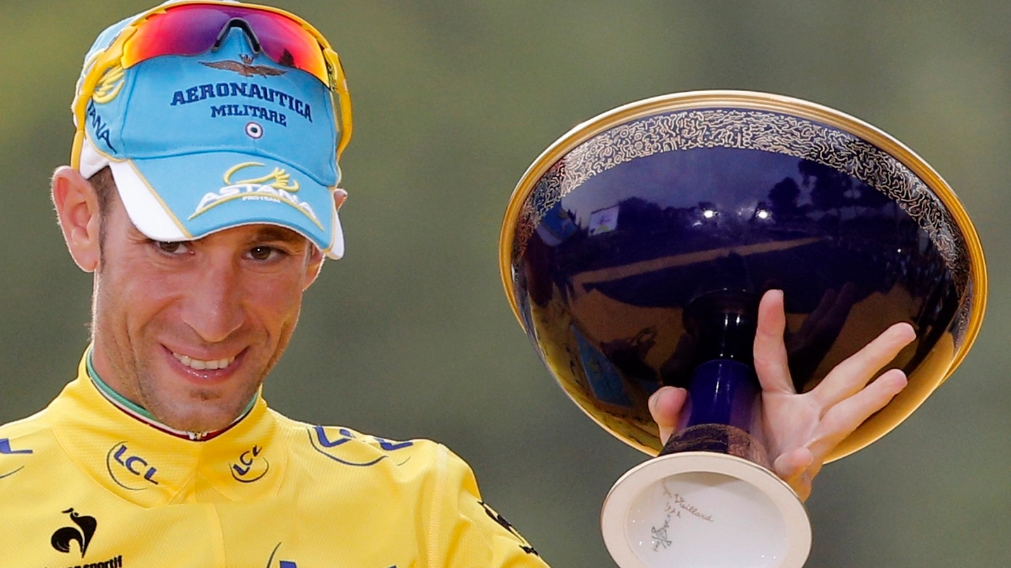 Il toscano Vincenzo Nibali che conquista il Tour de France