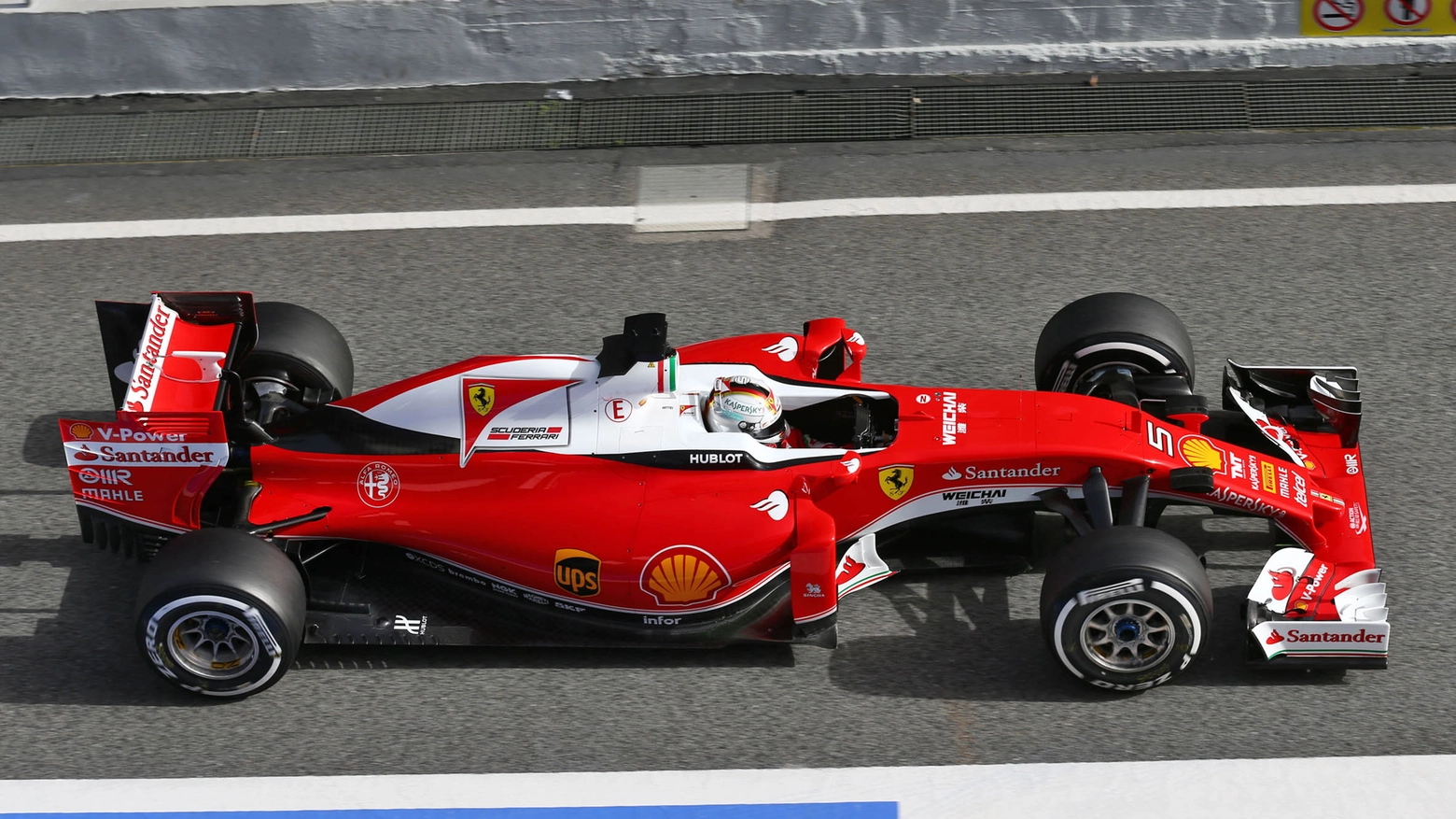 Sebastian Vettel suFerrari SF16-H (Alive)