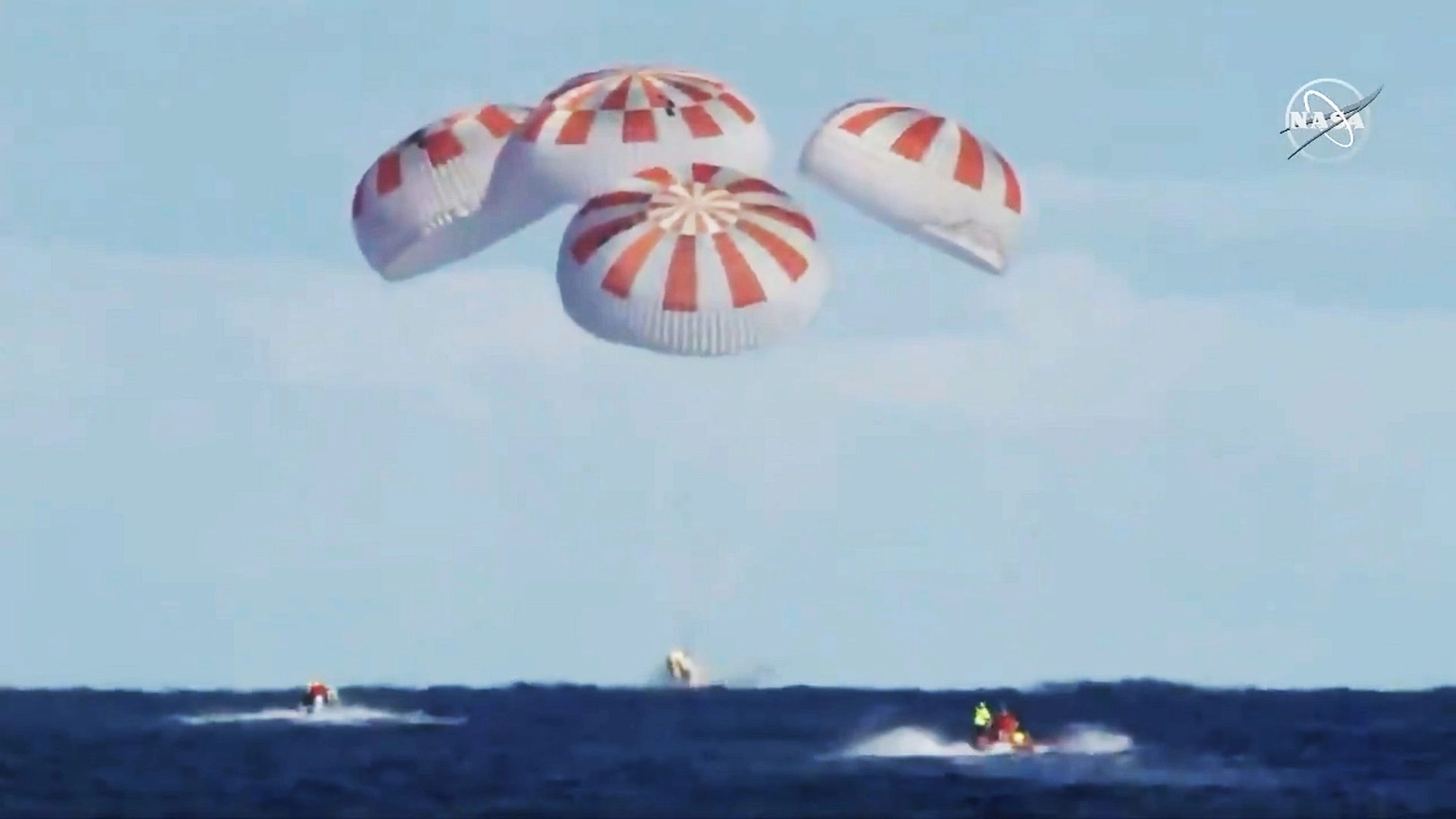 SpaceX, la capsula Crew Dragon ritorna sulla Terra (screen video Nasa)