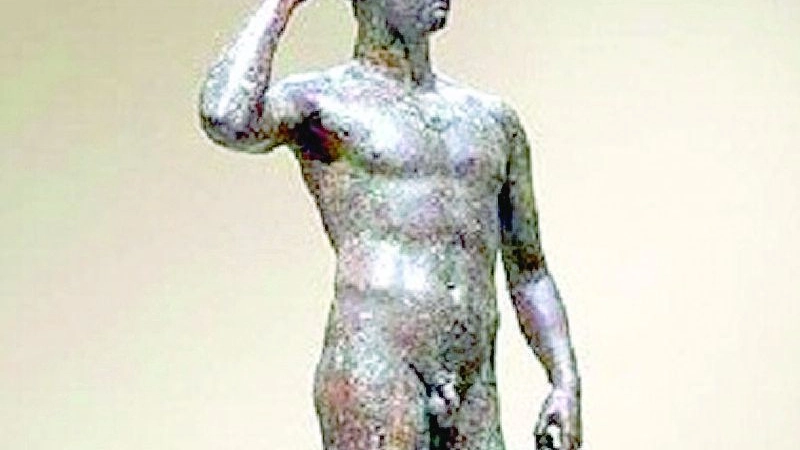 La statua di Lisippo al centro della battaglia legale