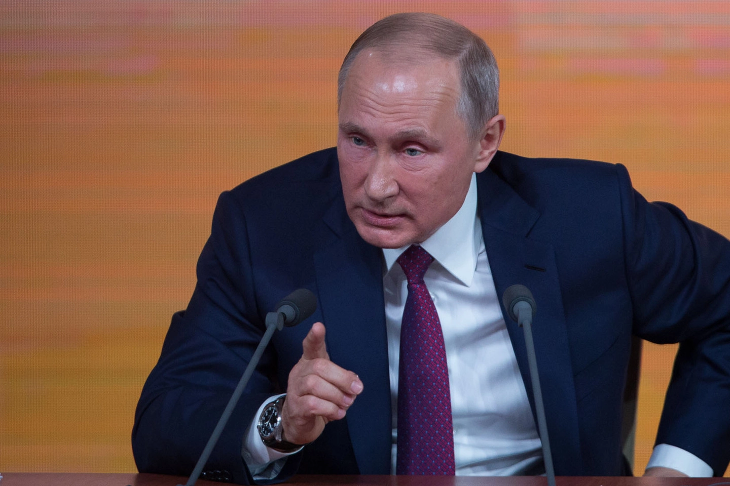 Putin in conferenza stampa (Lapresse)