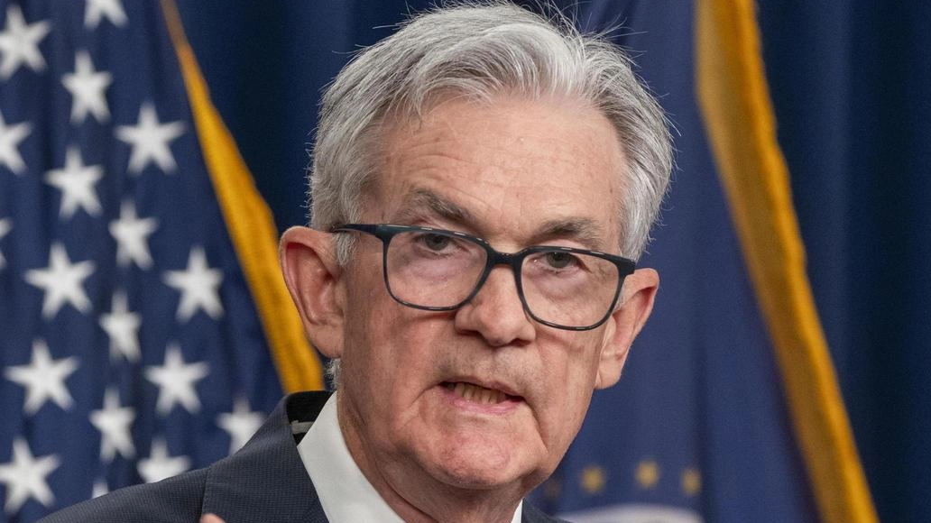 La Fed non tocca i tassi (per ora). Powell: "Sempre pronti ad agire"