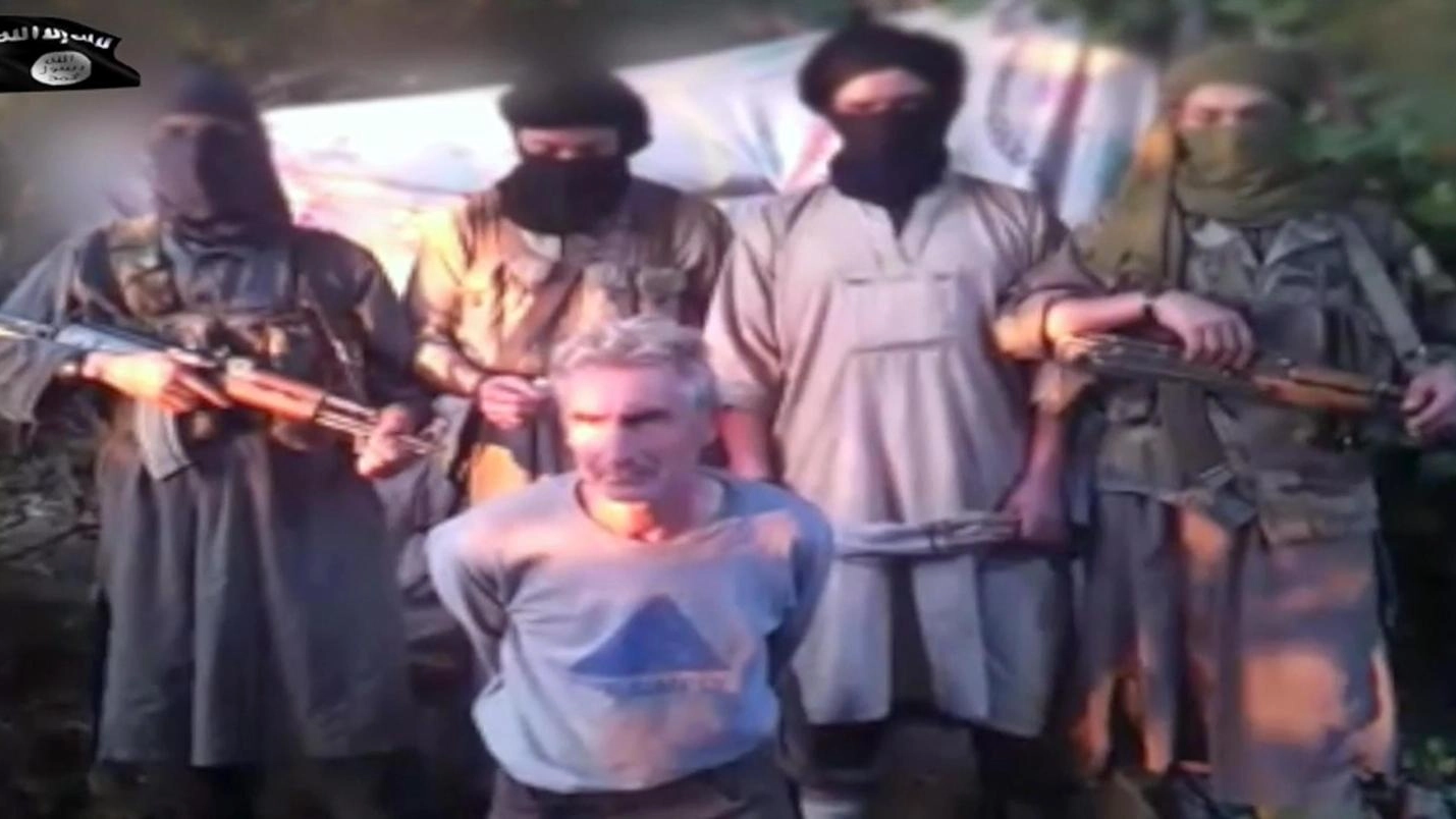 Isis, la decapitazione dell'ostaggio francese (Ansa)