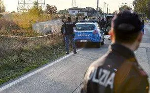 Rissa tra indiani alla festa Giovane ucciso a bastonate