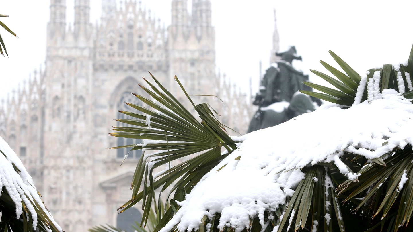 Neve a Milano (LaPresse)