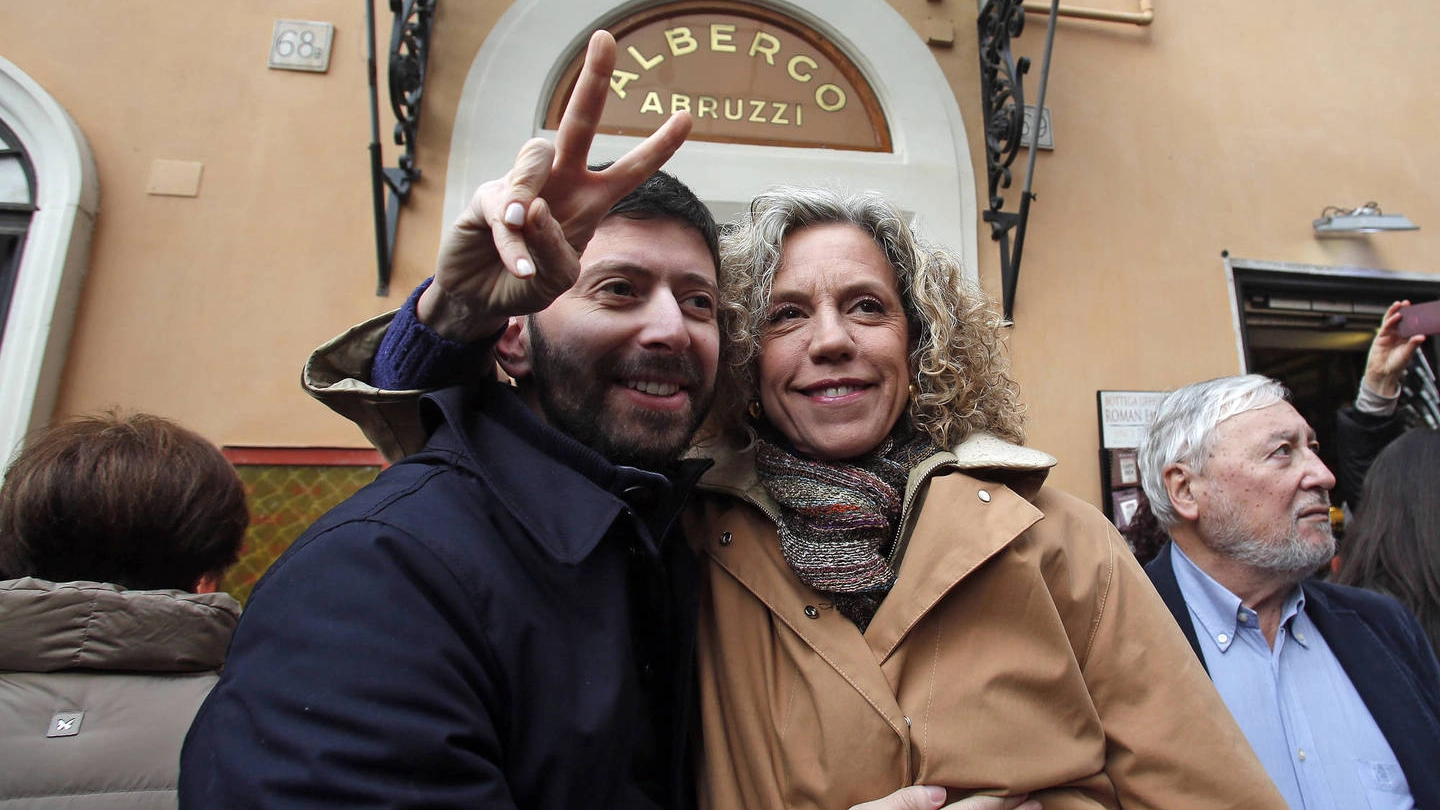 Roberto Speranza e Monica Cirinnà alla manifestazione pro unioni civili (Olycom)