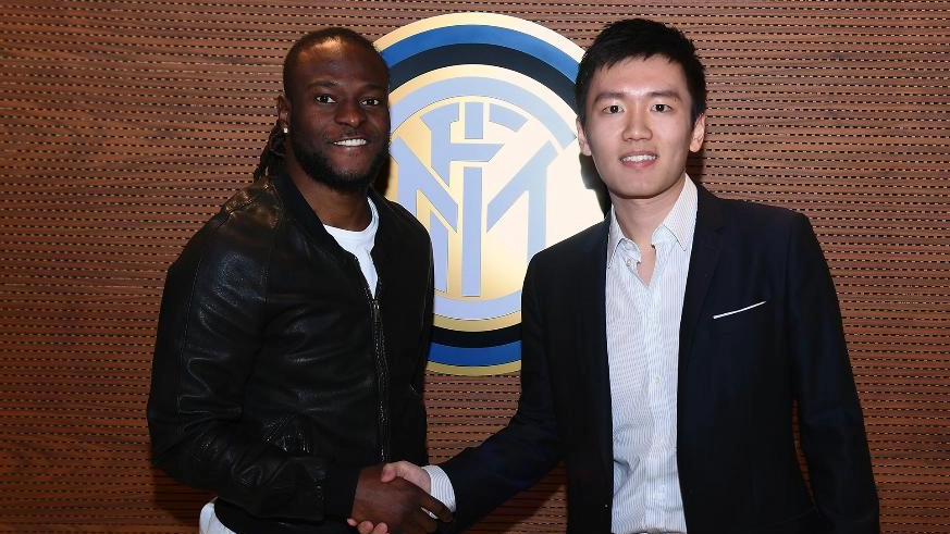 Victor Moses e Steven Zhang (foto ufficiale Inter)
