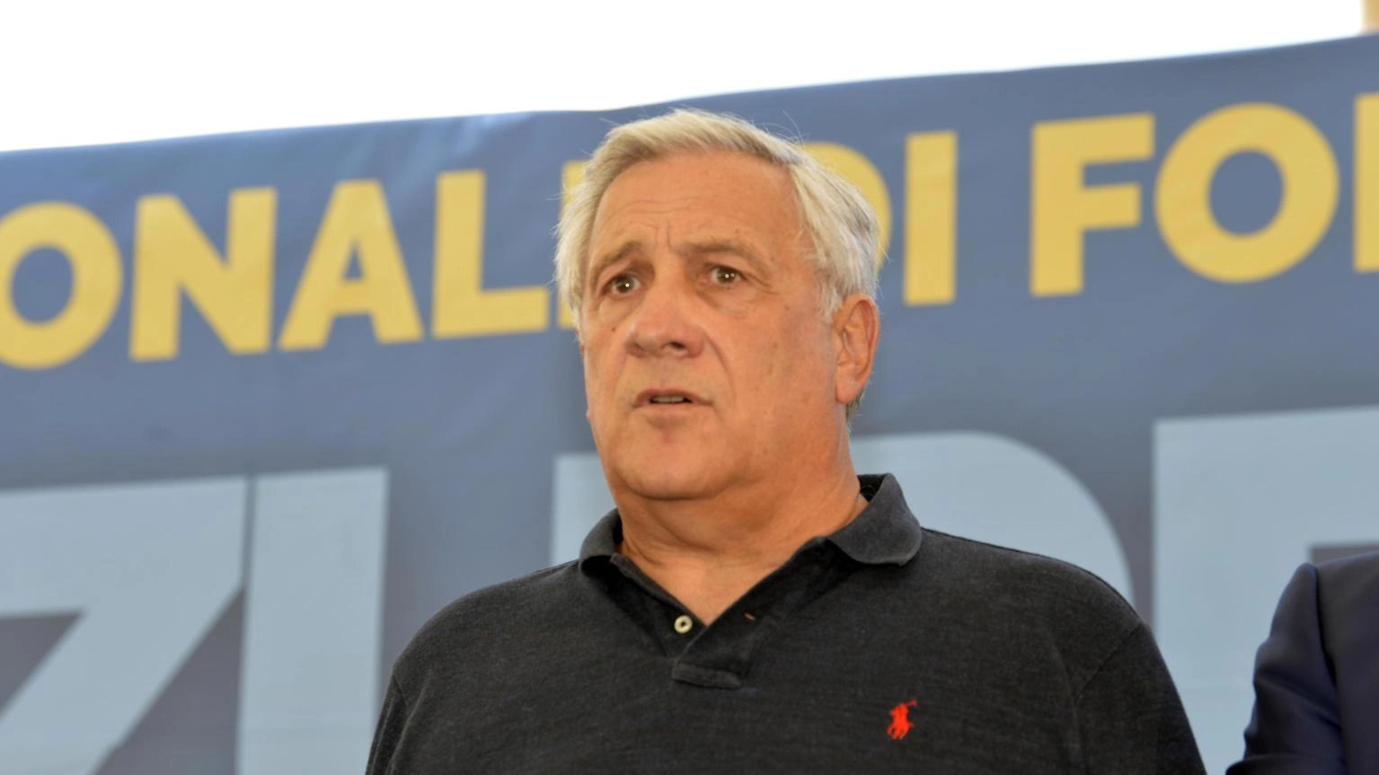 Tajani, 'pronti ad aiutare, nessun italiano ferito'