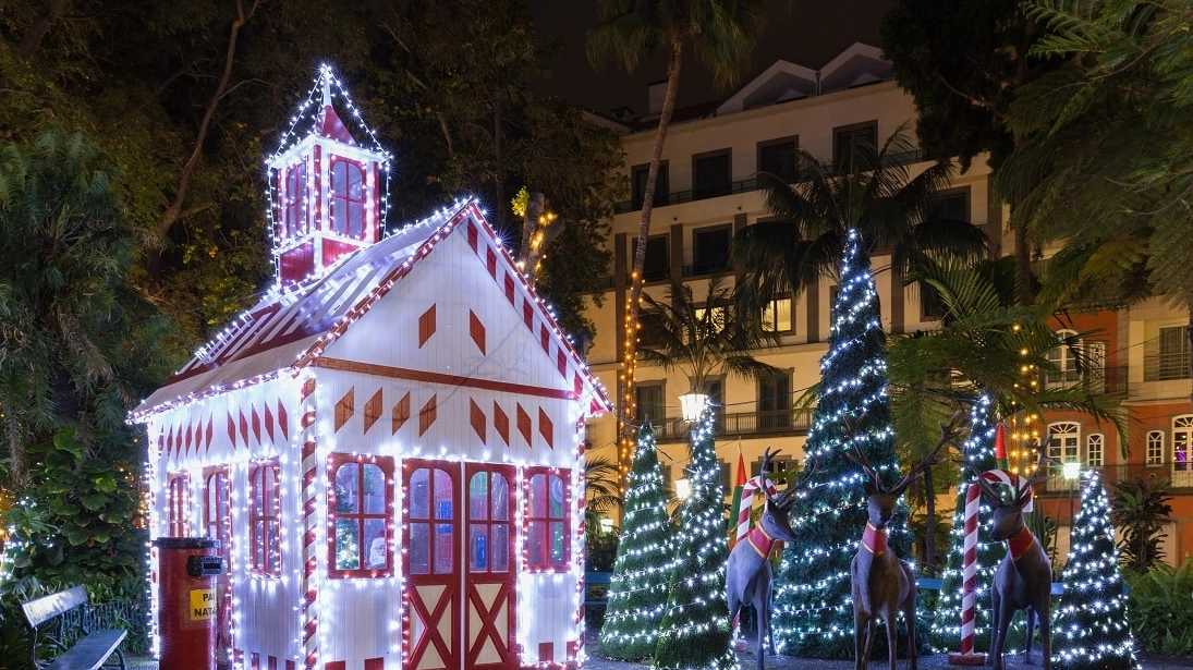 Funchal,,Portugal,-,December,5,,2017:,View,Of,Santa,Claus
