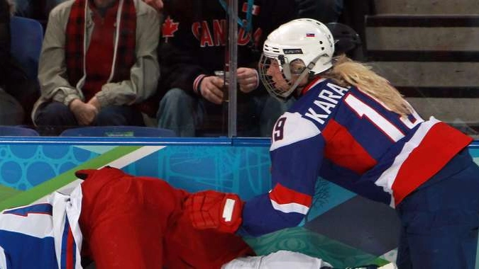 Doping: hockey, il Cio ferma sei russe