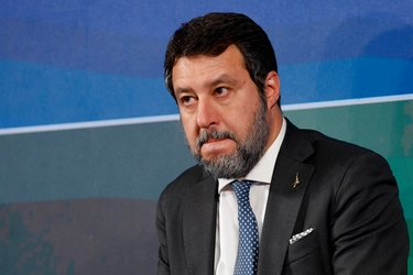 Bimbo morto a Casal Palocco (Roma), Salvini: via la patente ai cretini al volante. E chiudere i social