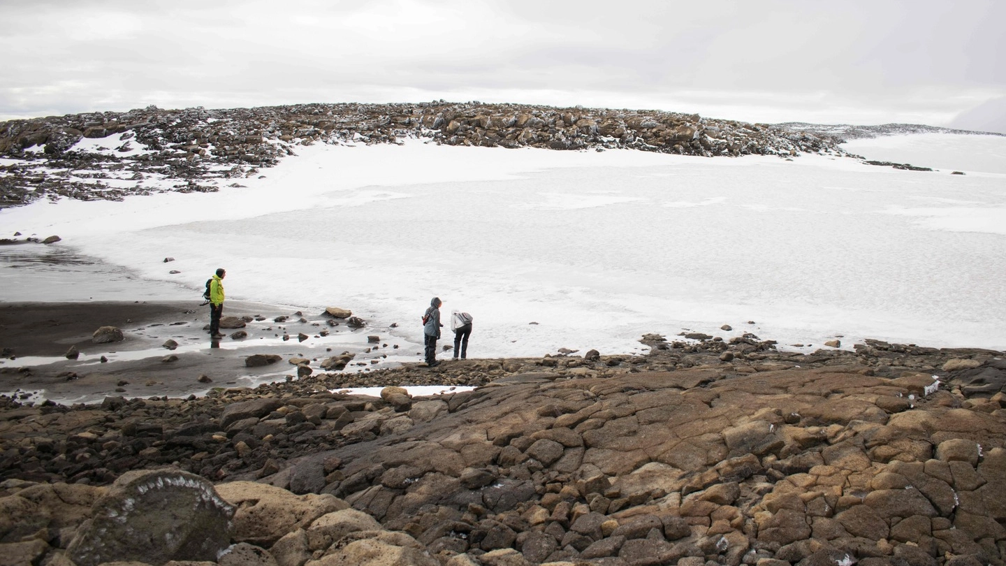 L'ultimo lembo del ghiacciaio Okjokull in Islanda (Afp Lapresse)