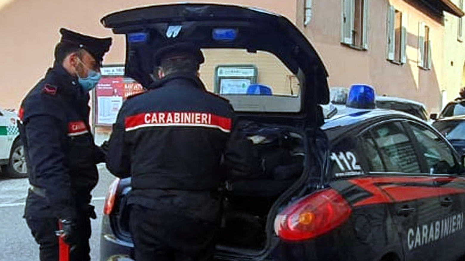Ortopedico arrestato, indagano i carabinieri