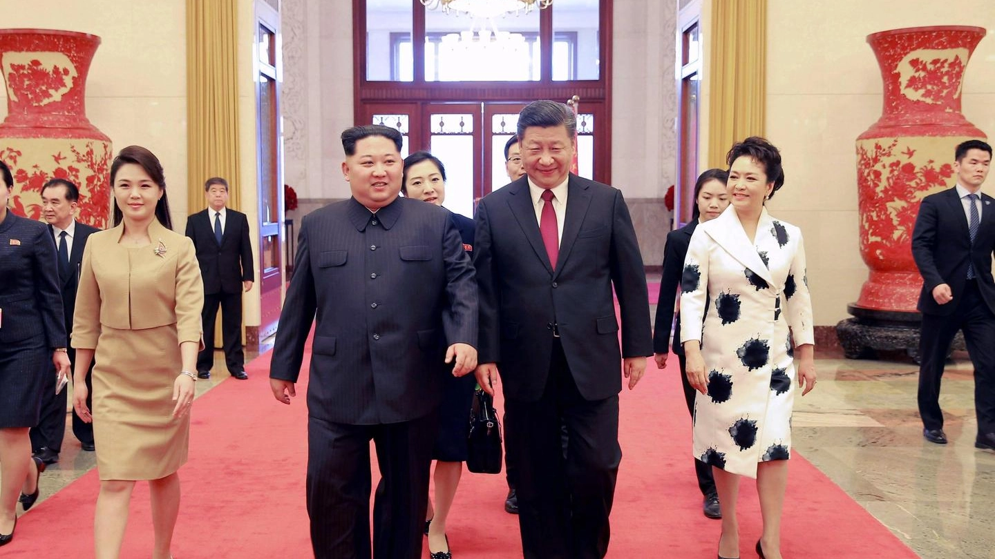 Kim Jong-un ospite del presidente cinese Xi Jinping (Ansa)