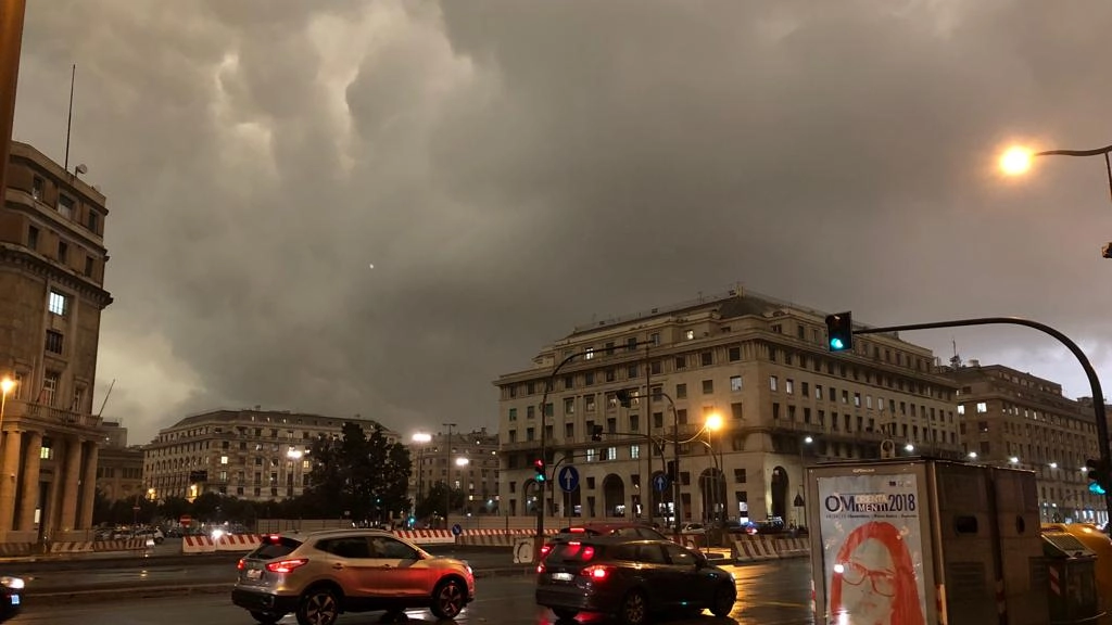 Maltempo, allerta meteo arancione a Genova (foto Dire)