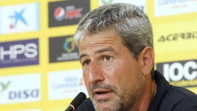 Las Palmas, si dimette tecnico Marquez