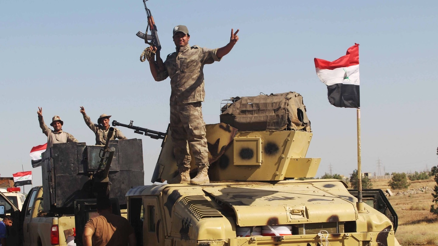 Le forze irachene entrano a Falluja (Reuters)