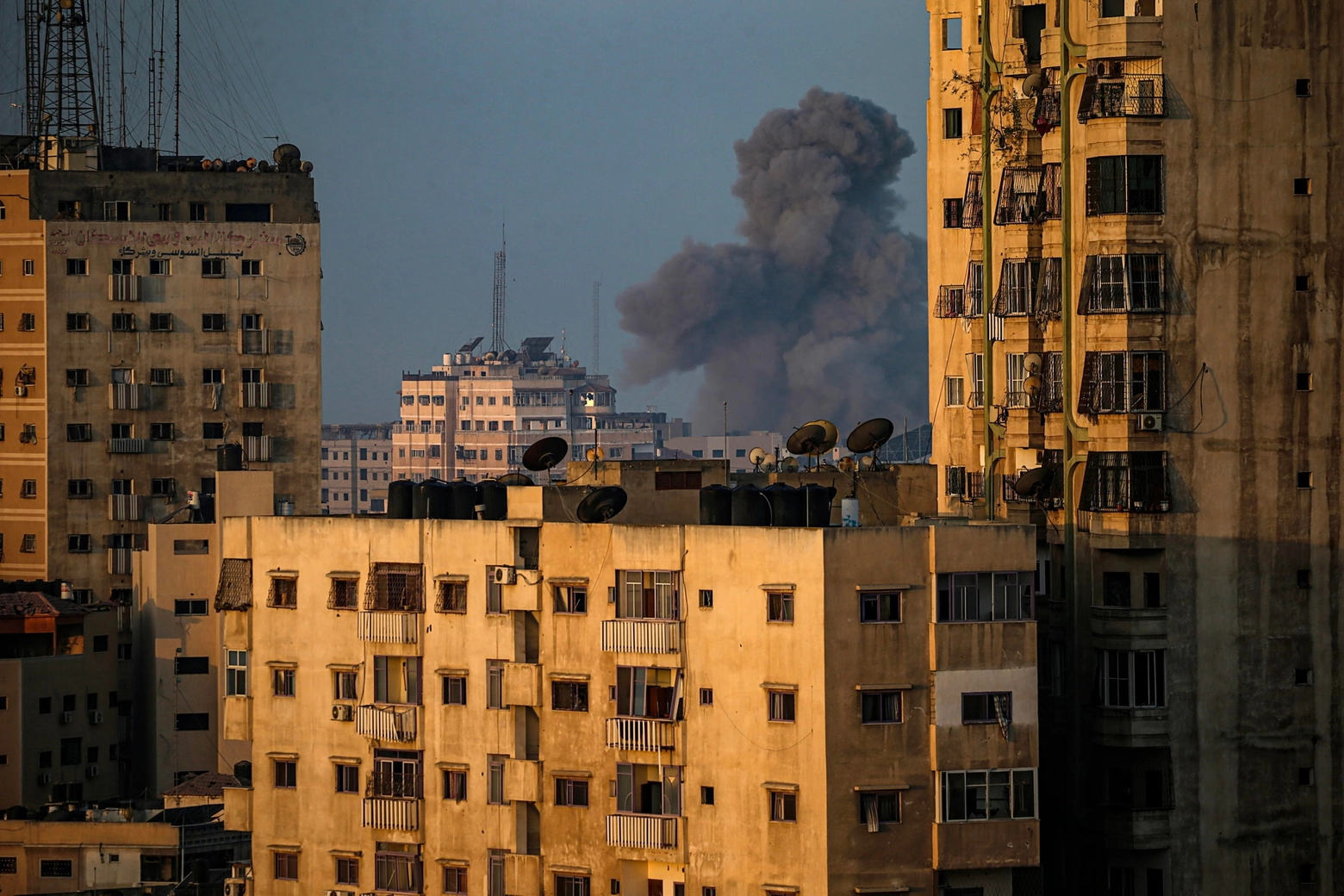 Continuano i bombardamenti sulla Striscia di Gaza
