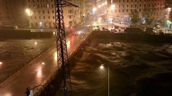 Alluvione a Genova, il fiume Bisagno (Ansa)