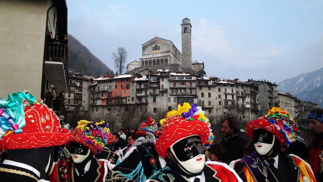 Carnevale di Bagolino. Foto Xavier Carré via Wikicommons