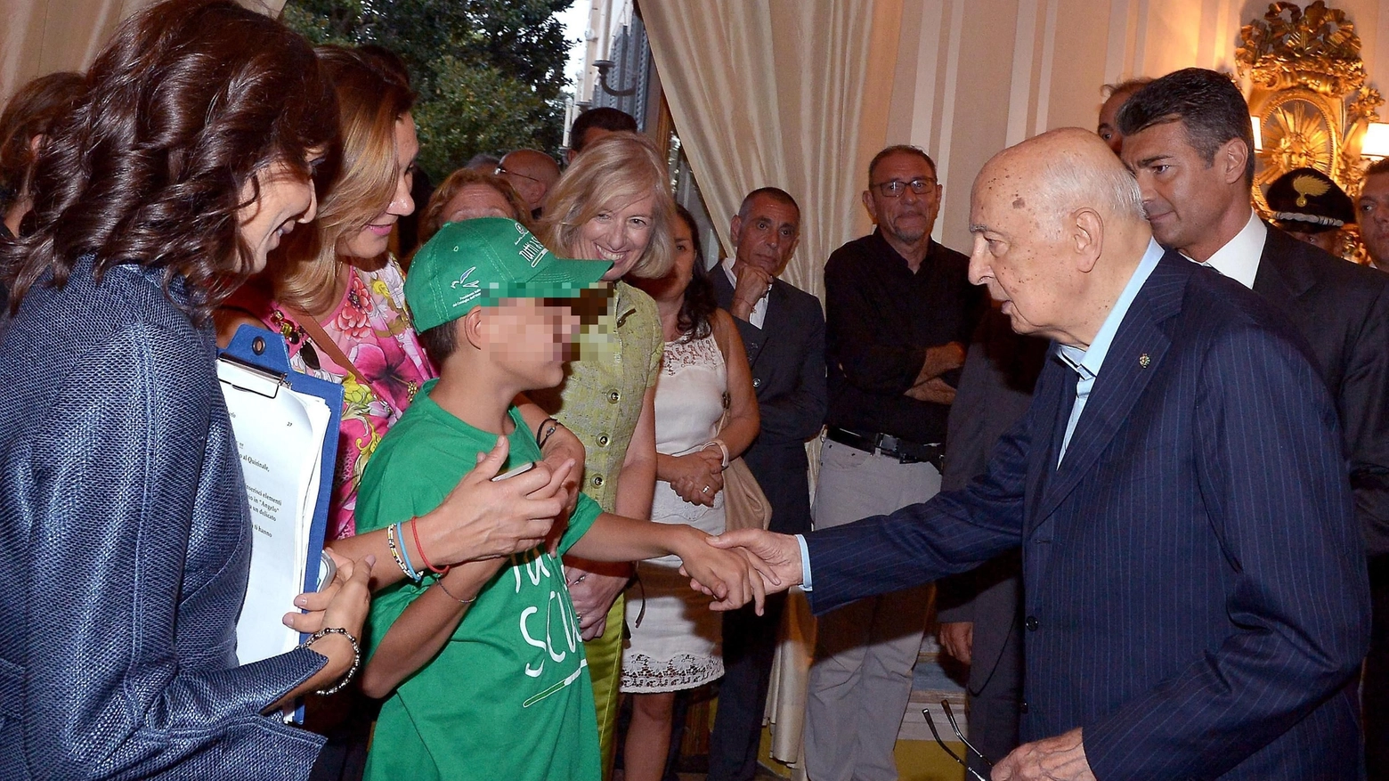 Il presidente Napolitano incontra studente autistico (Ansa)