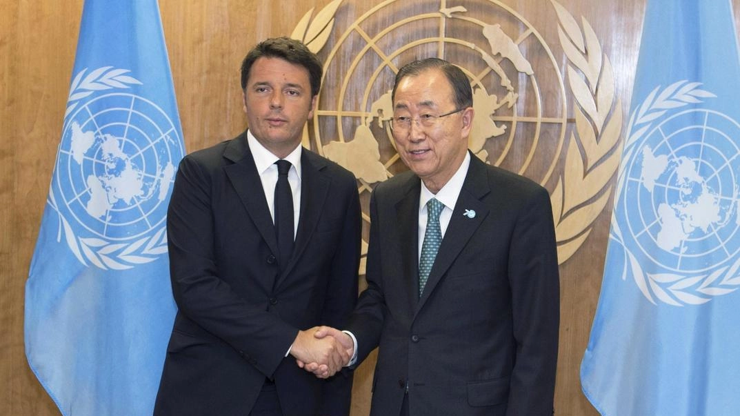 Matteo Renzi con Ban Ki-moon al palazzo di vetro dell'Onu (Ansa)