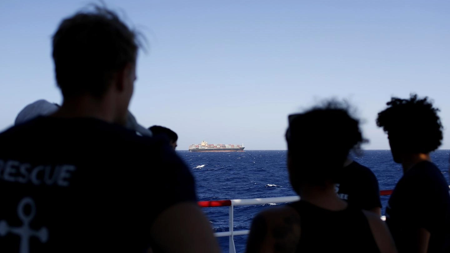 Ocean  Viking in navigazione nel Mediterraneano
