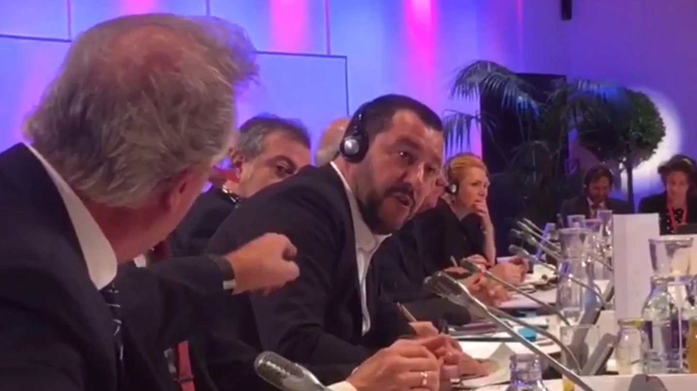 Scontro tra Salvini e il ministro Asselborn a Vienna (Facebook)