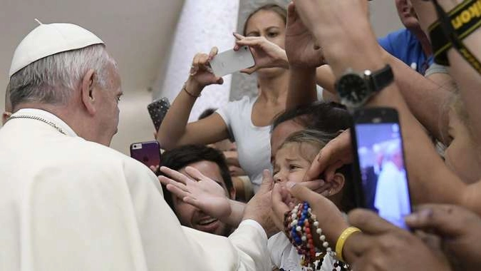 Papa: parroci vicini a famiglie ferite