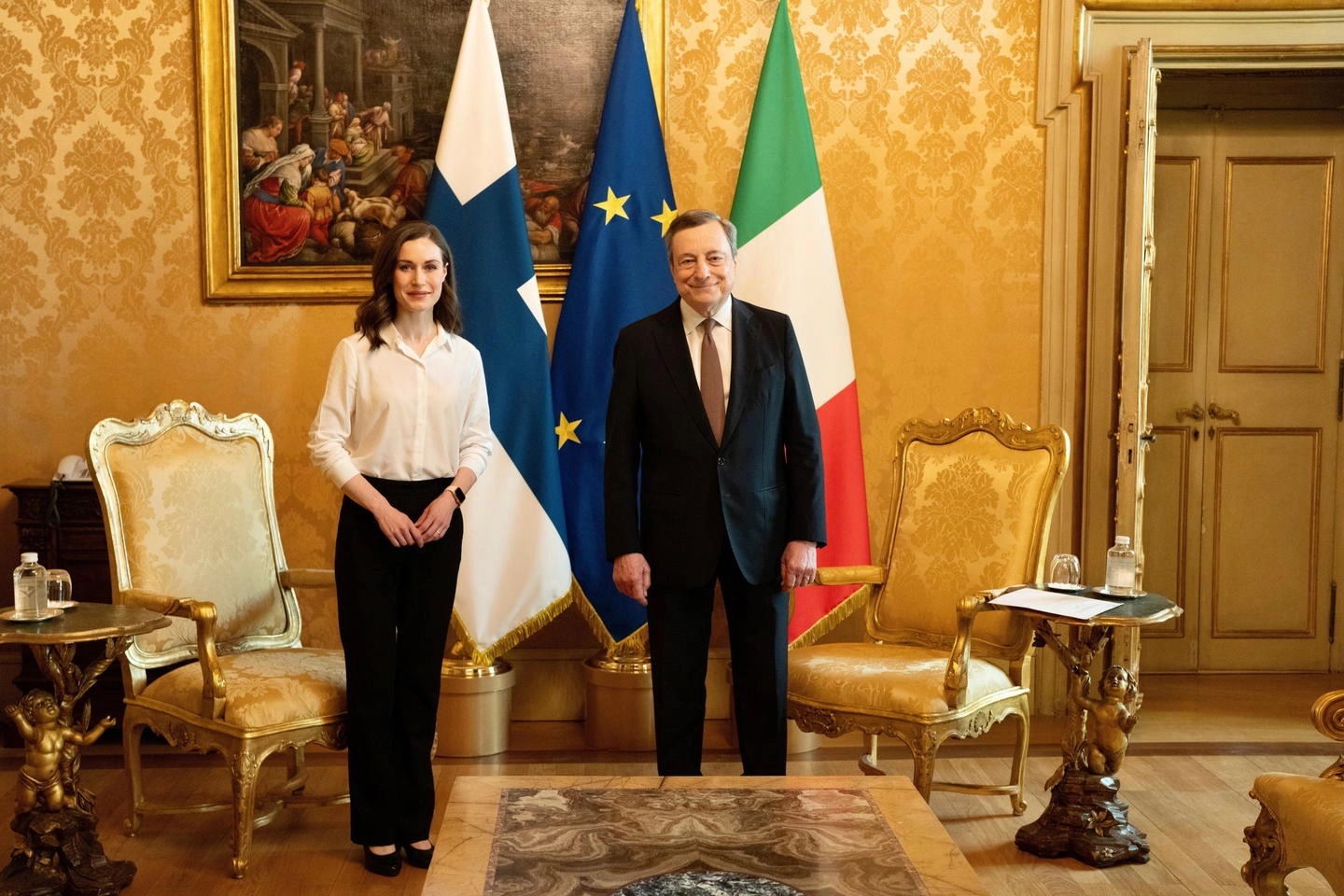 Sanna Marin e Mario Draghi a Palazzo Chigi (Ansa)