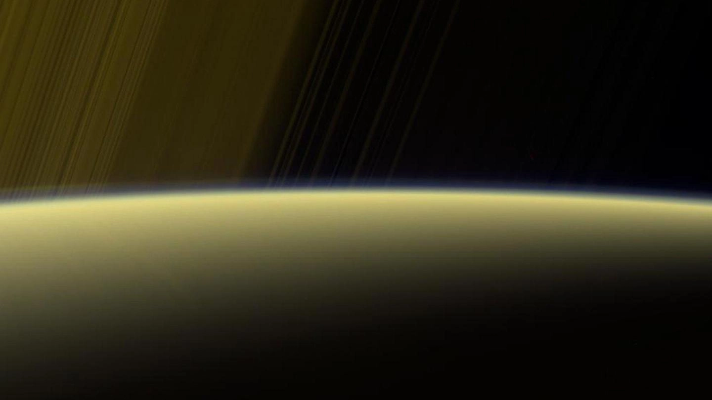 L'atmosfera di Saturno in una foto diffusa dalla Nasa (Ansa)