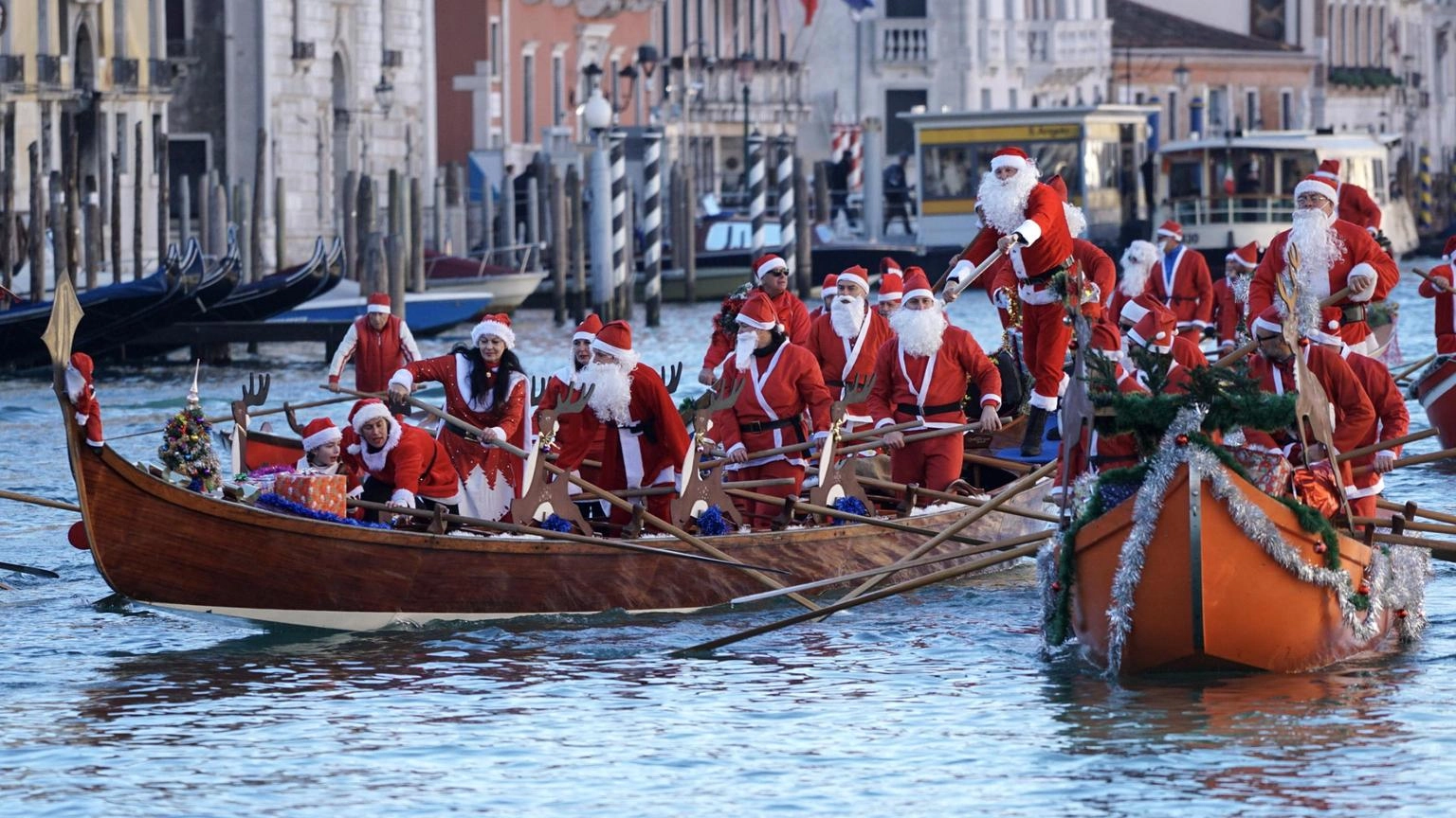 Tra Natale e Capodanno in viaggio 19 milioni di italiani