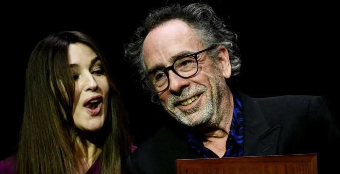 Burton e Bellucci, love story da Oscar Paparazzati a Parigi. "Insieme da 4 mesi"