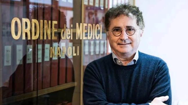 Il presidente dell'Ordine dei medici di Napoli, Bruno Zuccarelli