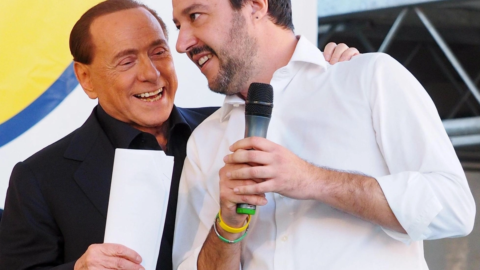 Silvio Berlusconi e Matteo Salvini nel 2015 (Ansa)